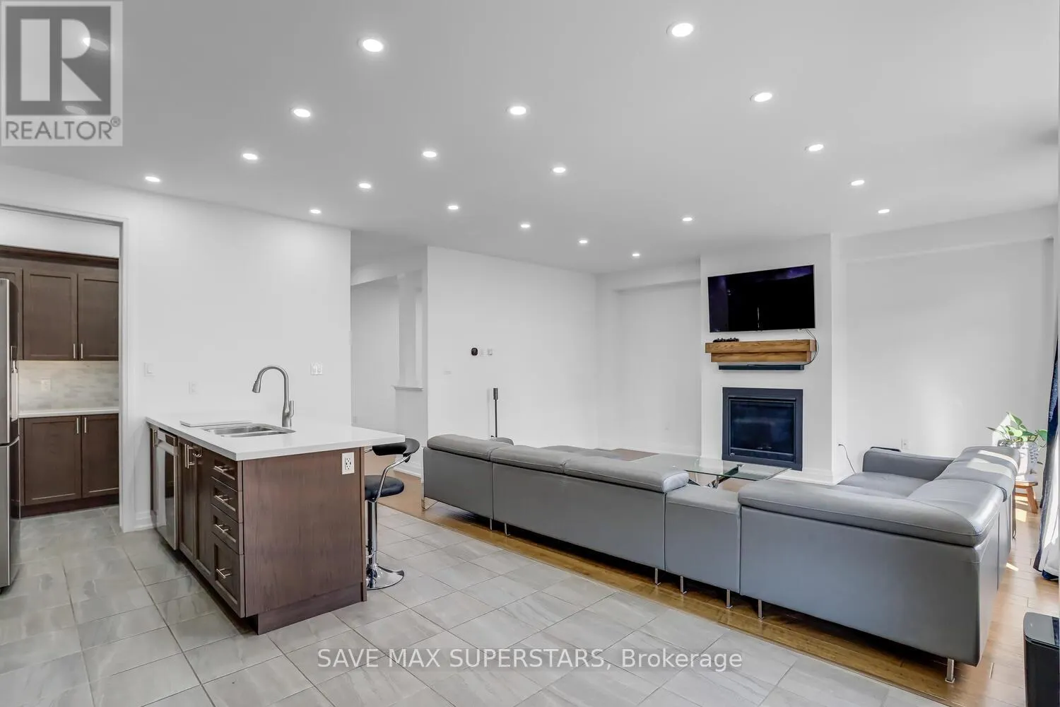 159 FRANKLIN TRAIL