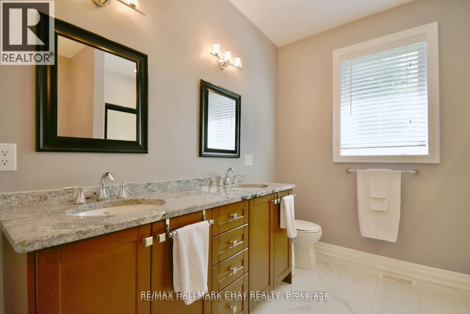 5 KANATA COURT