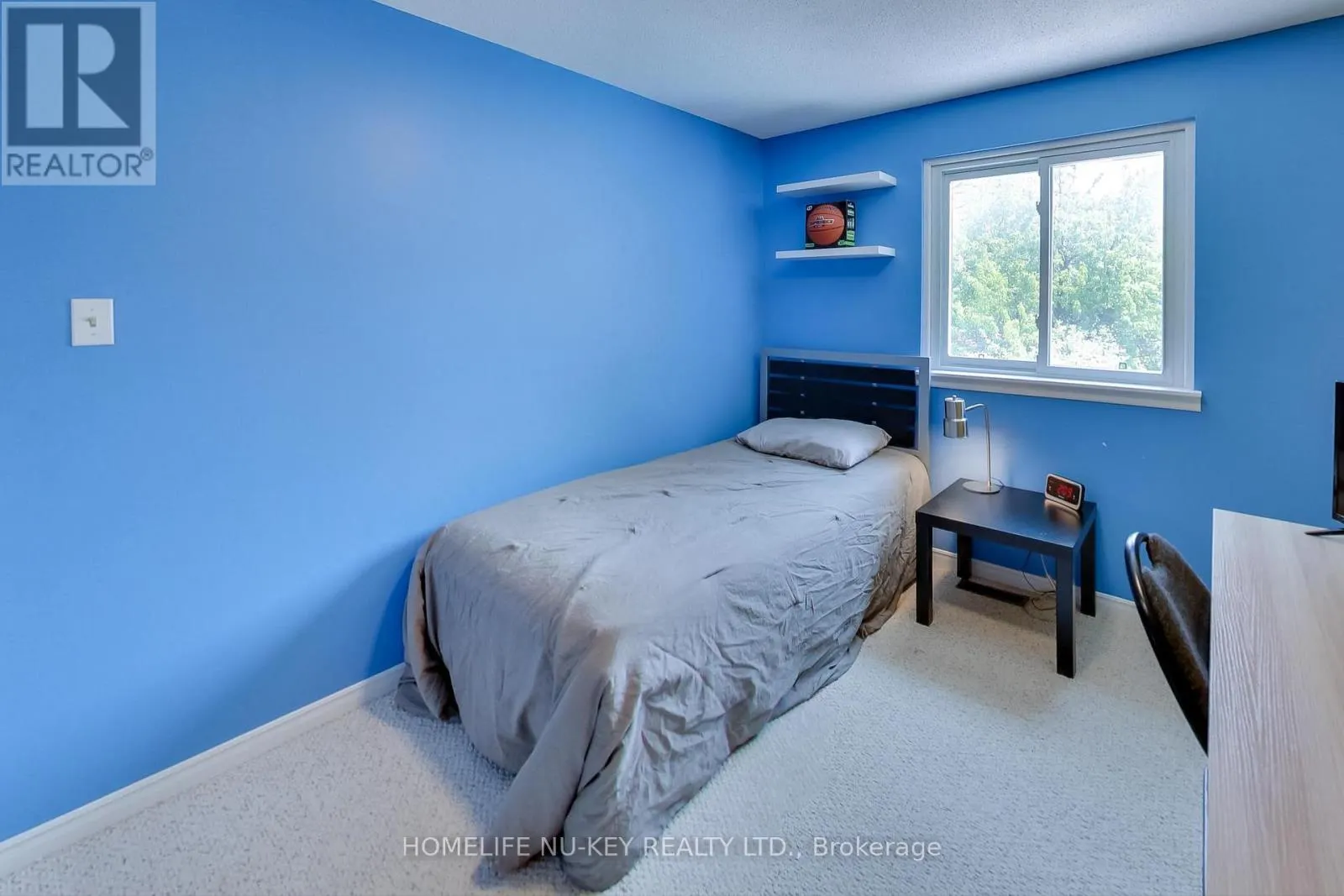 219 CUNDLES ROAD W