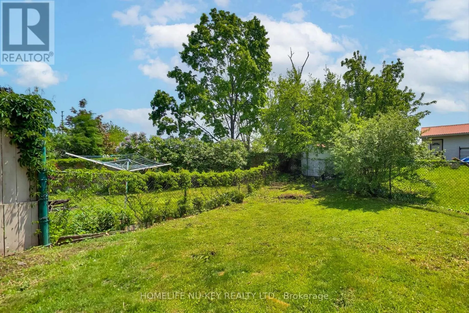 219 CUNDLES ROAD W