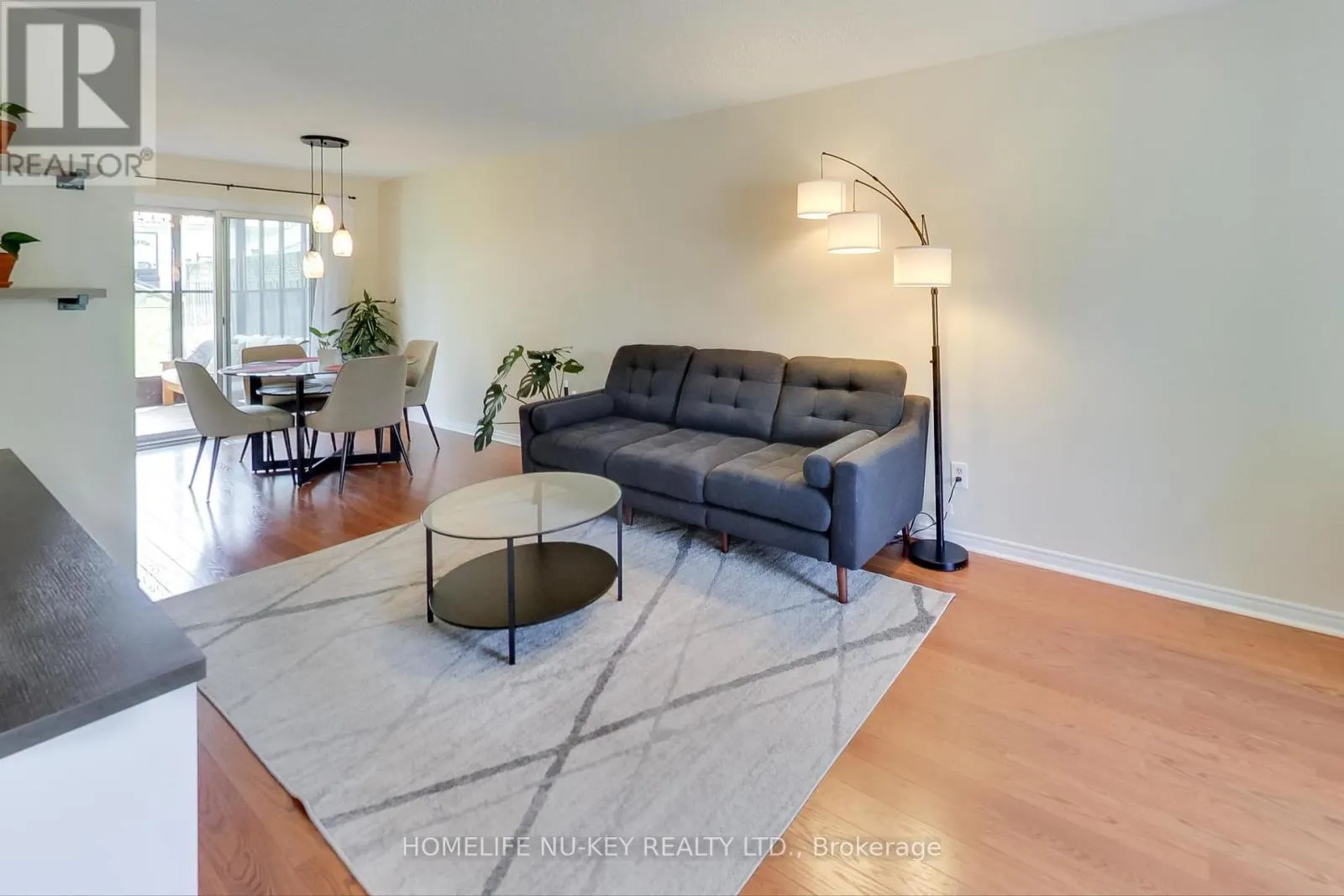 219 CUNDLES ROAD W