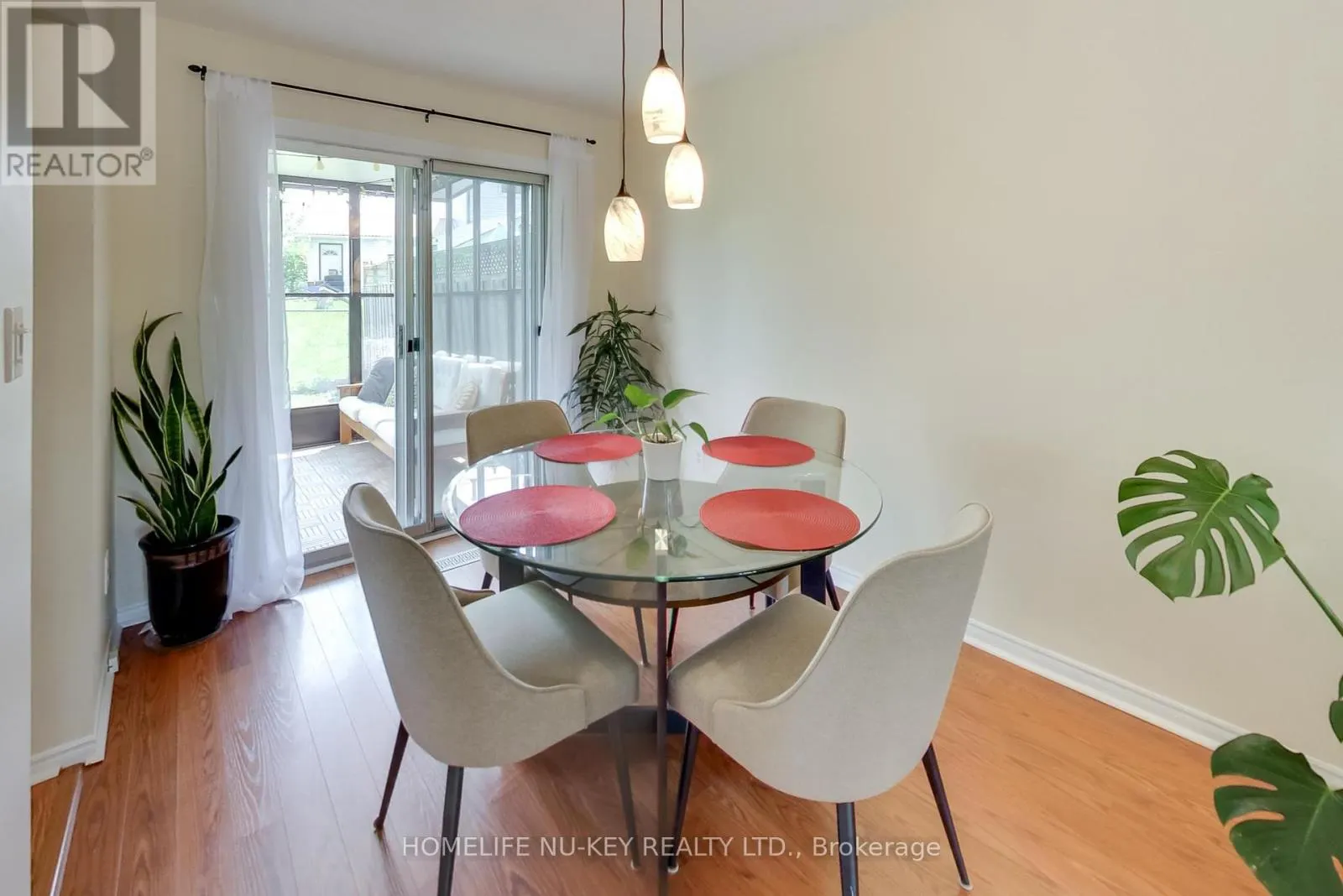 219 CUNDLES ROAD W
