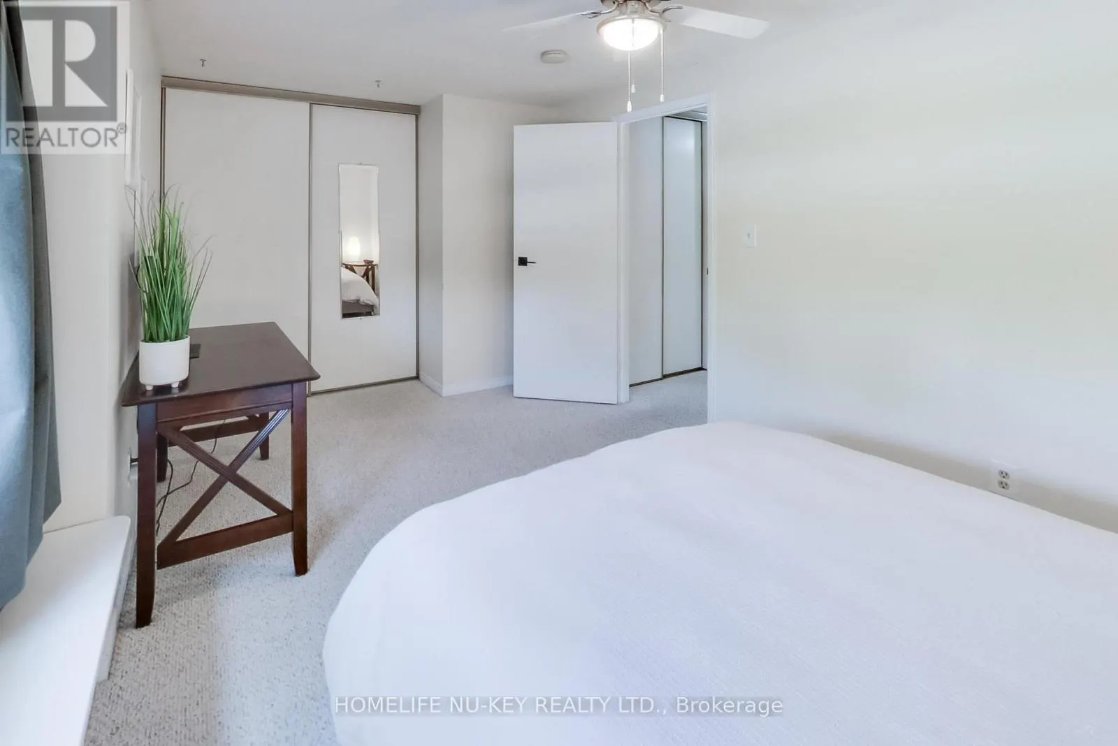 219 CUNDLES ROAD W