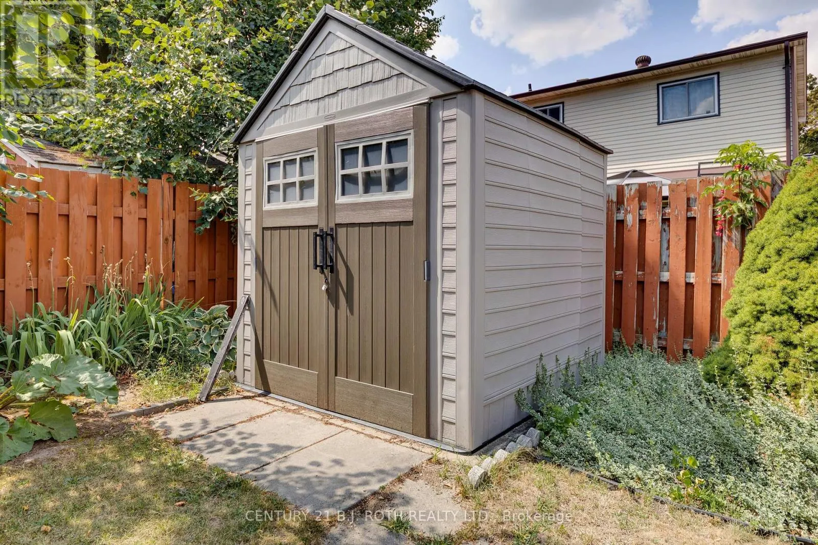 55A CHAUCER CRESCENT