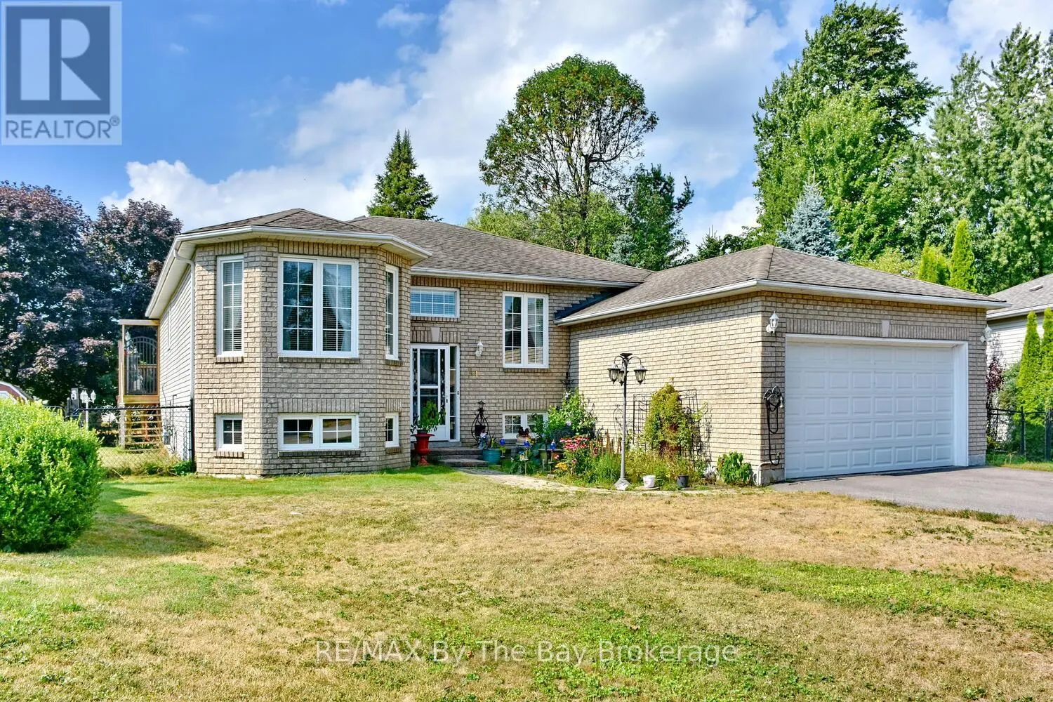 41 EVERGREEN CRESCENT