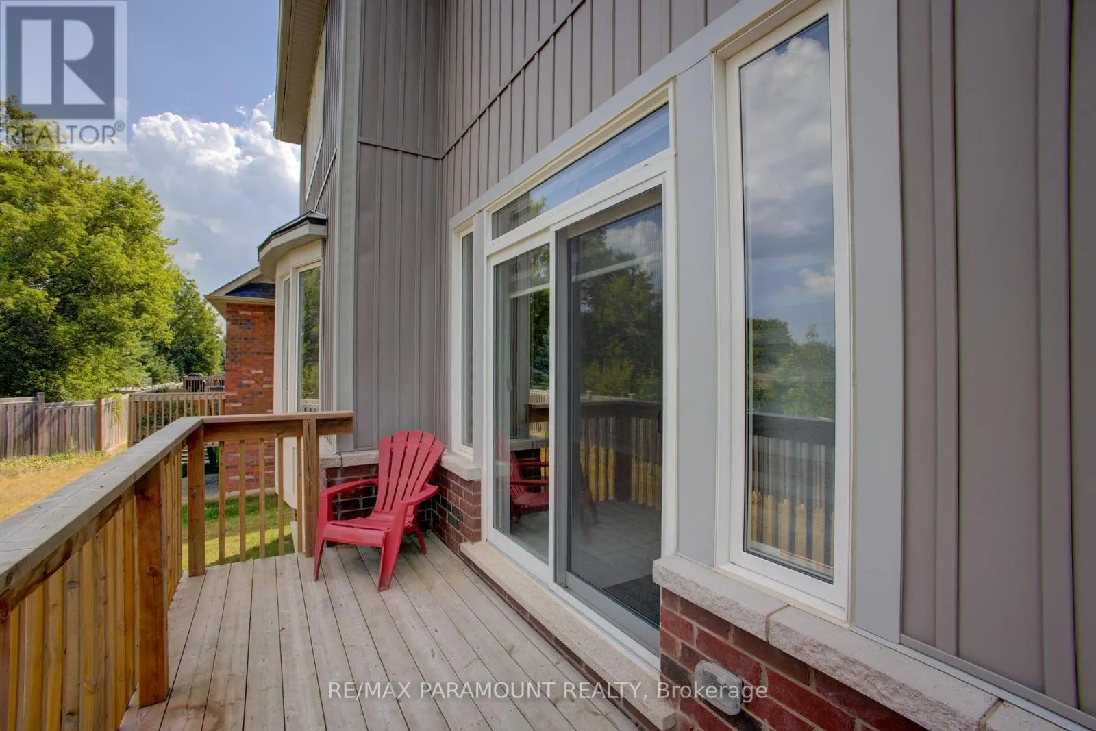 15 MCLEAN AVENUE