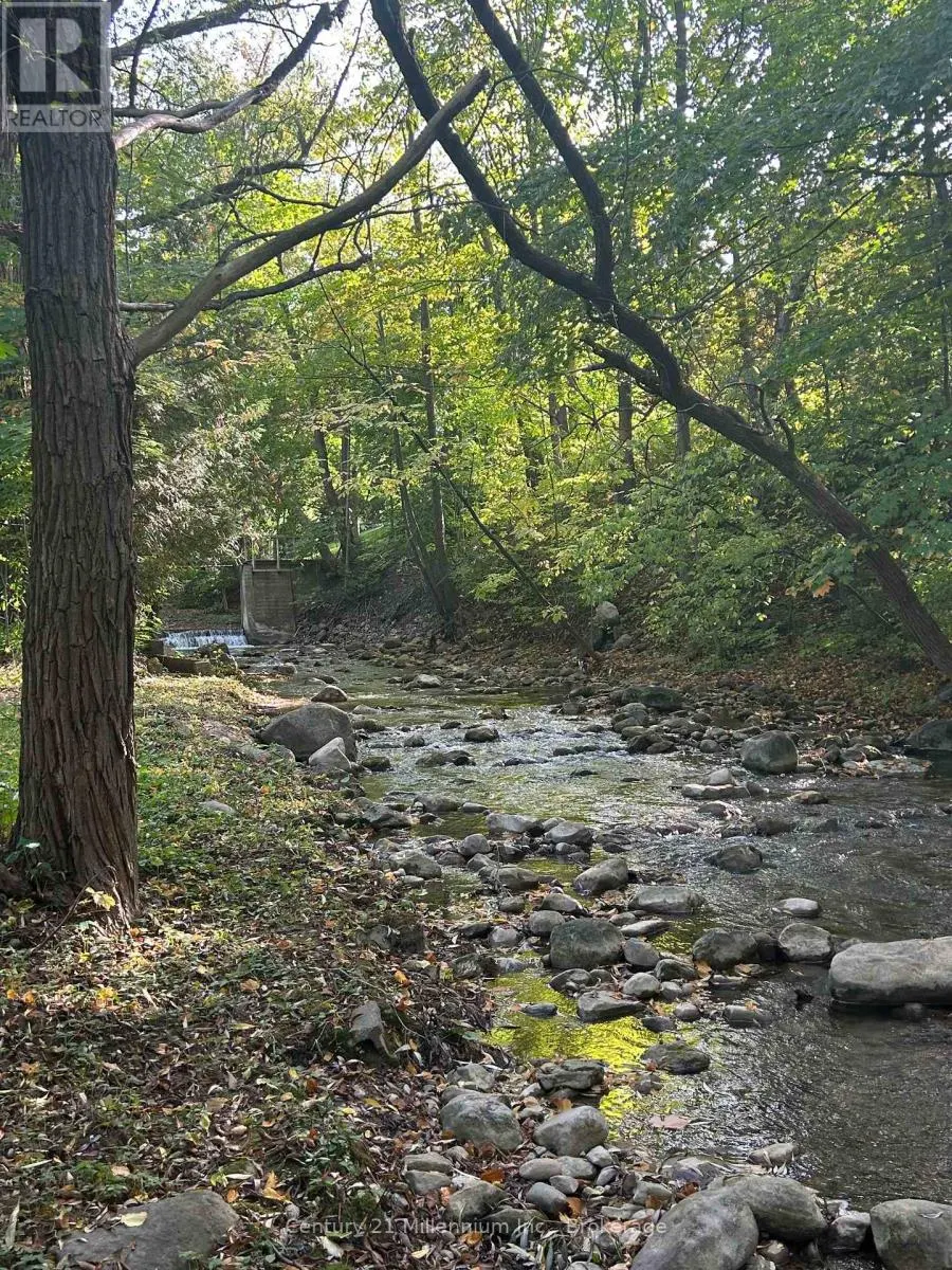 640 MOUNTAIN ROAD
