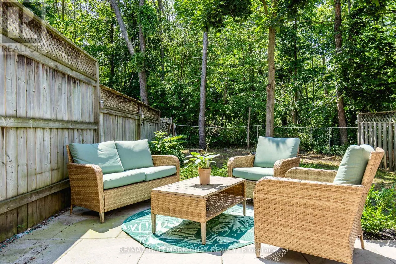 248 FERNDALE DRIVE S