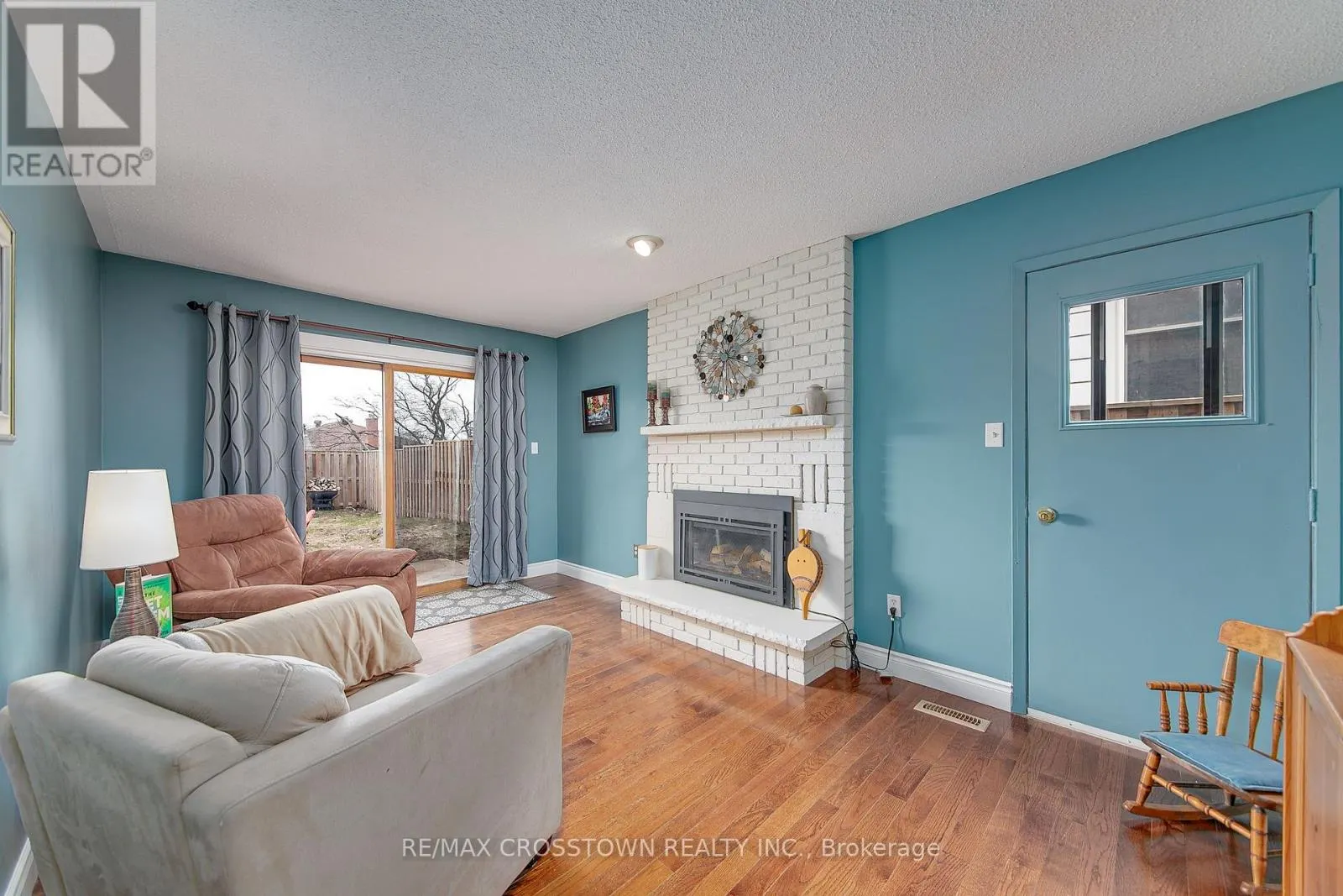 122 MARSHALL STREET S