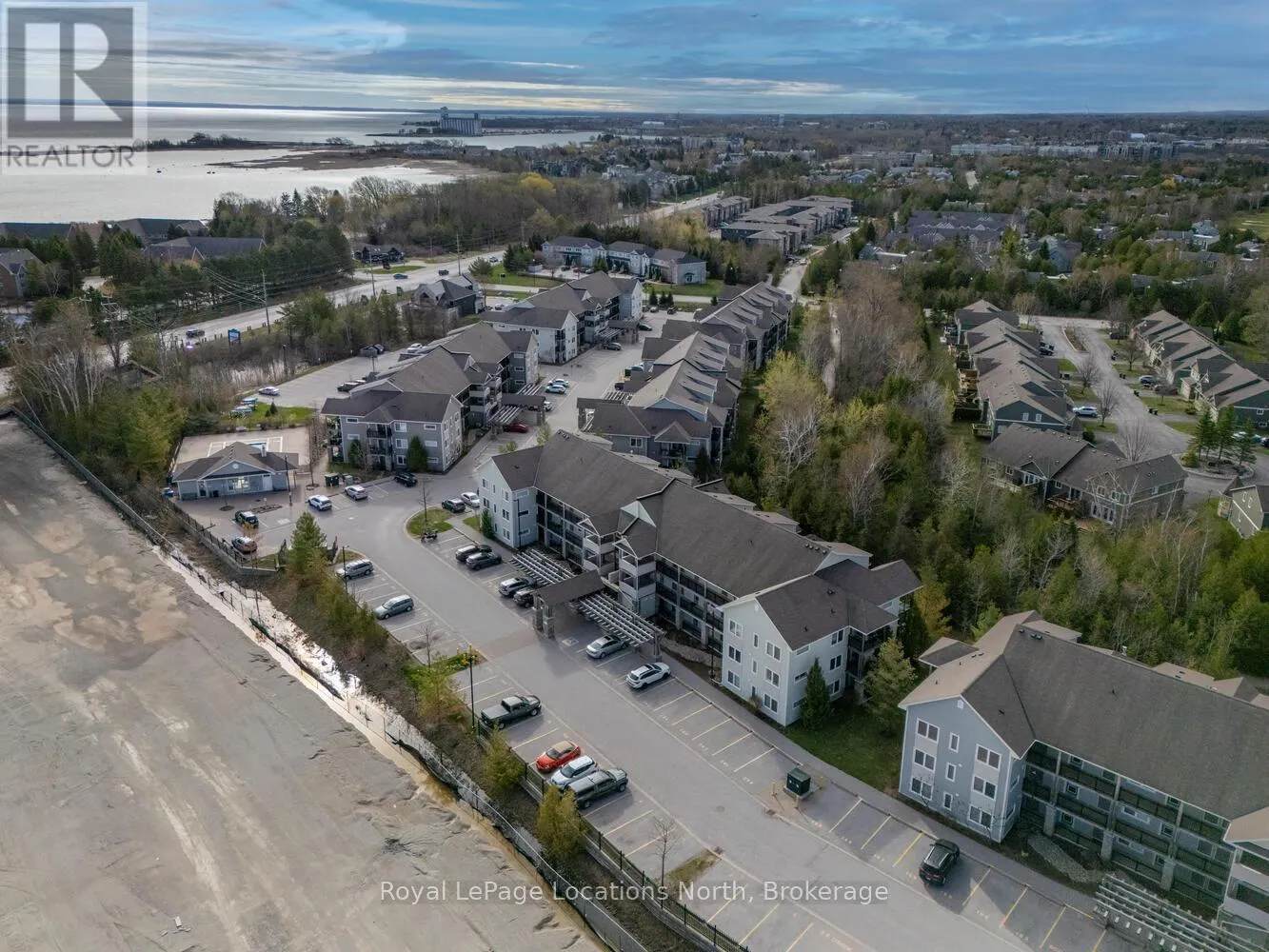 208 - 6 BRANDY LANE DRIVE, #208