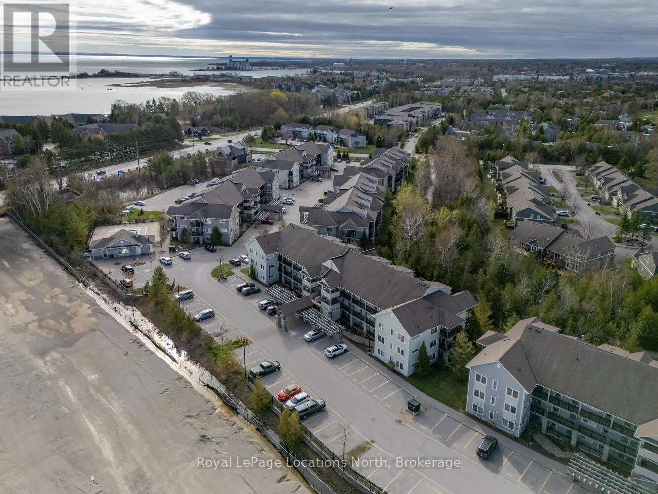 208 - 6 BRANDY LANE DRIVE, #208