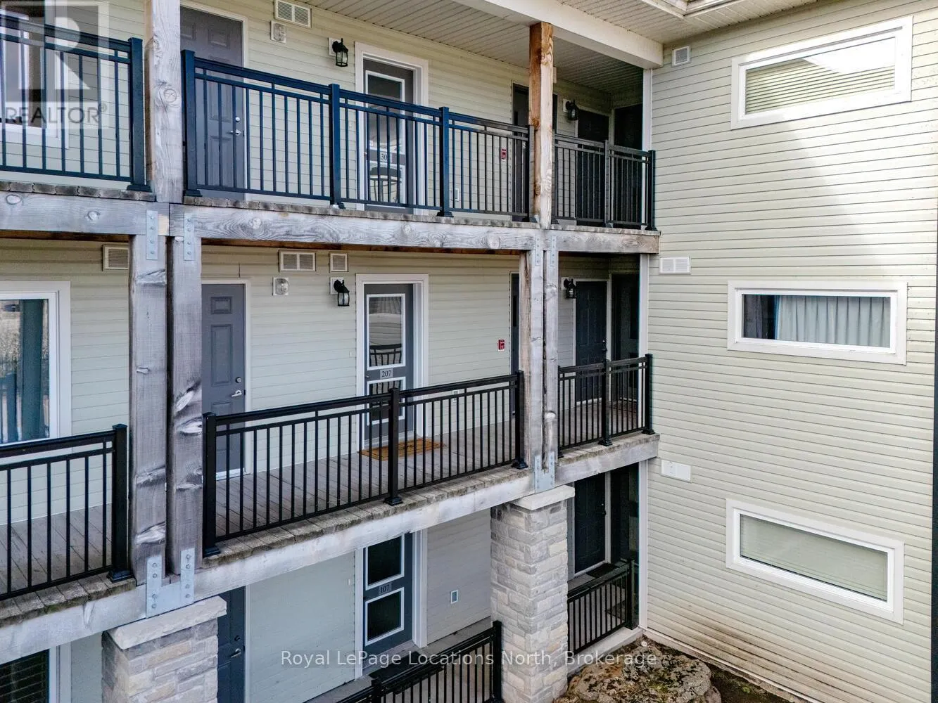 208 - 6 BRANDY LANE DRIVE, #208