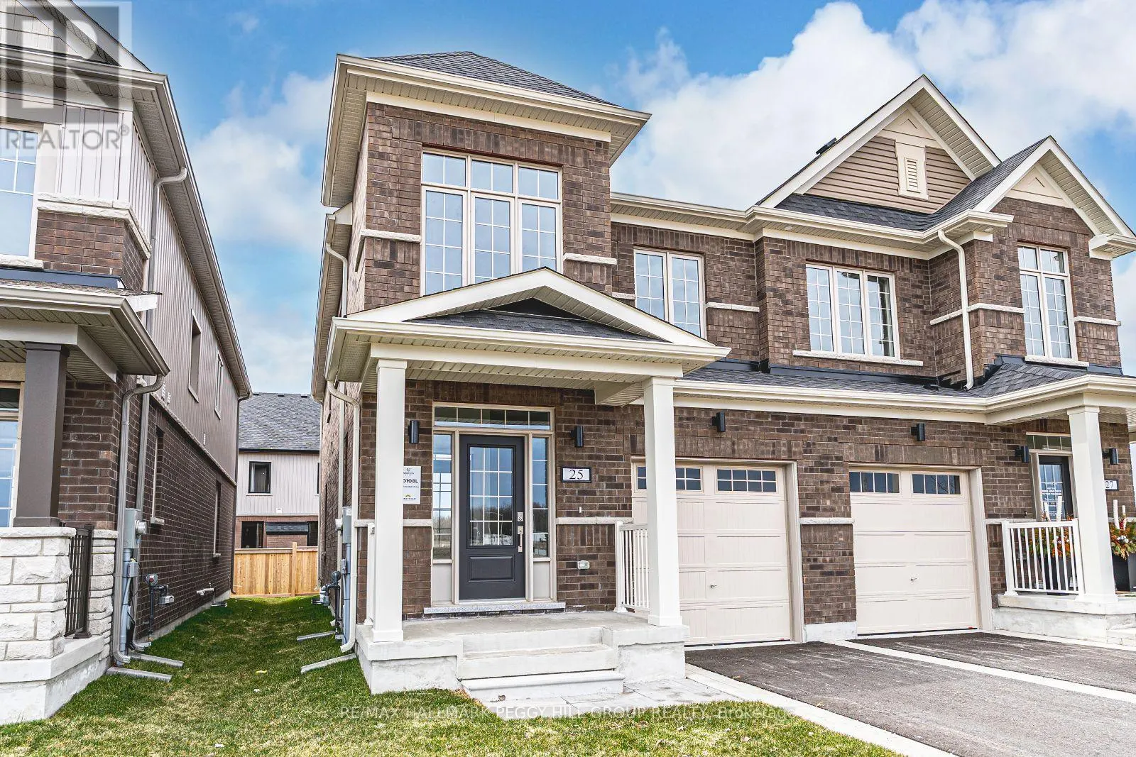 25 AMSTERDAM DRIVE
