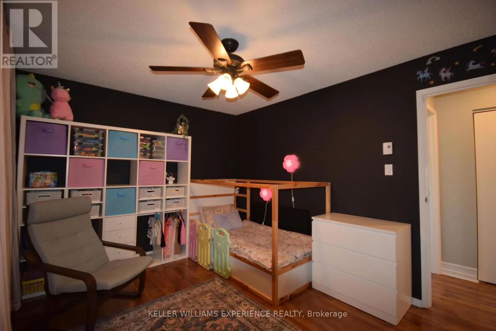 E8 - 167 EDGEHILL DRIVE