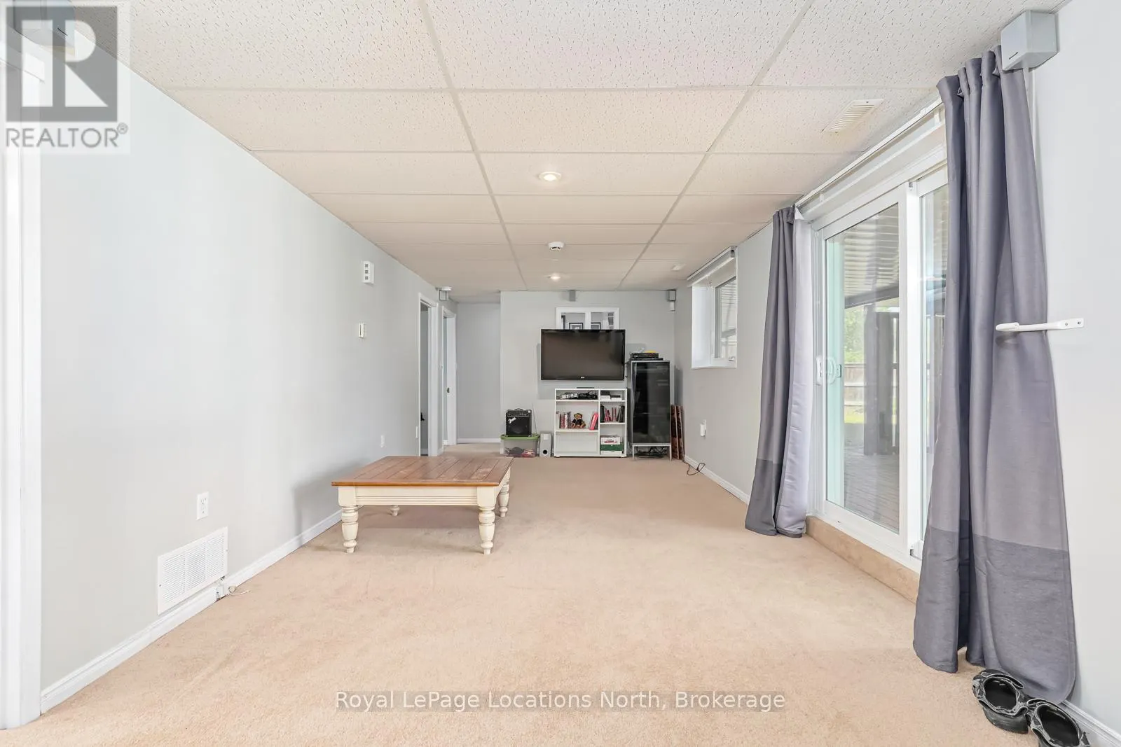 1628 RIVER ROAD W