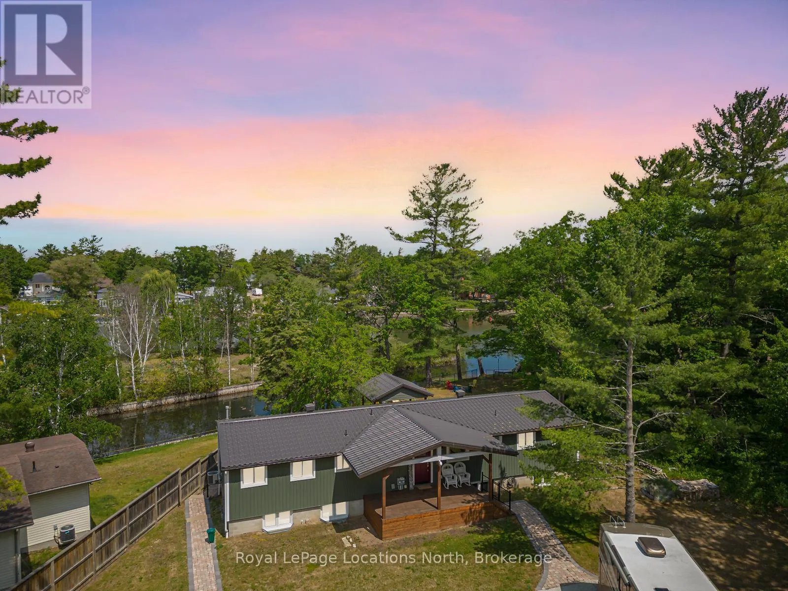 1628 RIVER ROAD W