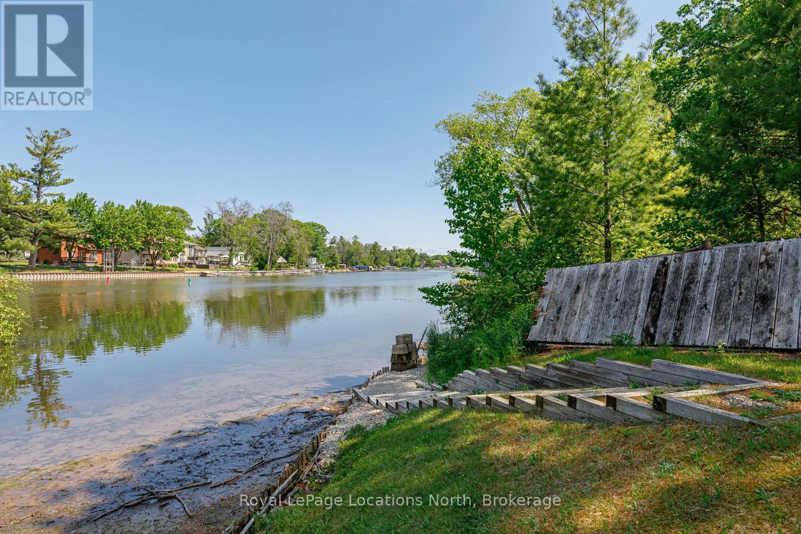 1628 RIVER ROAD W