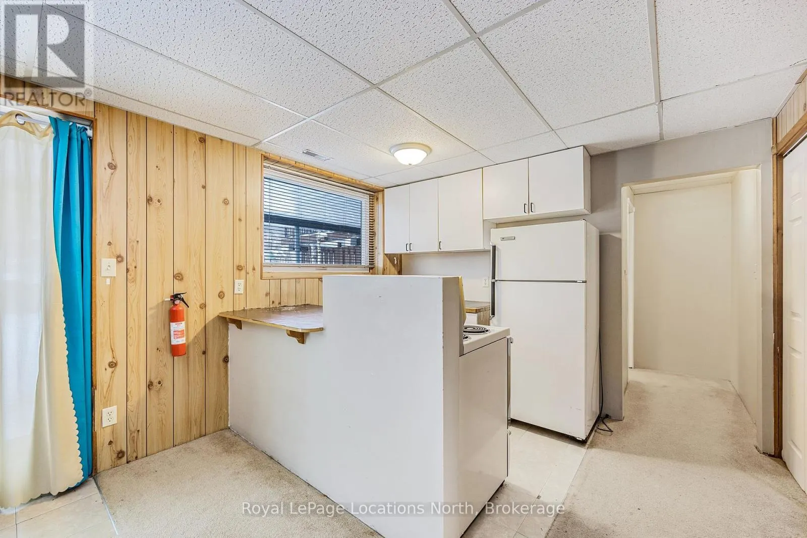 1628 RIVER ROAD W