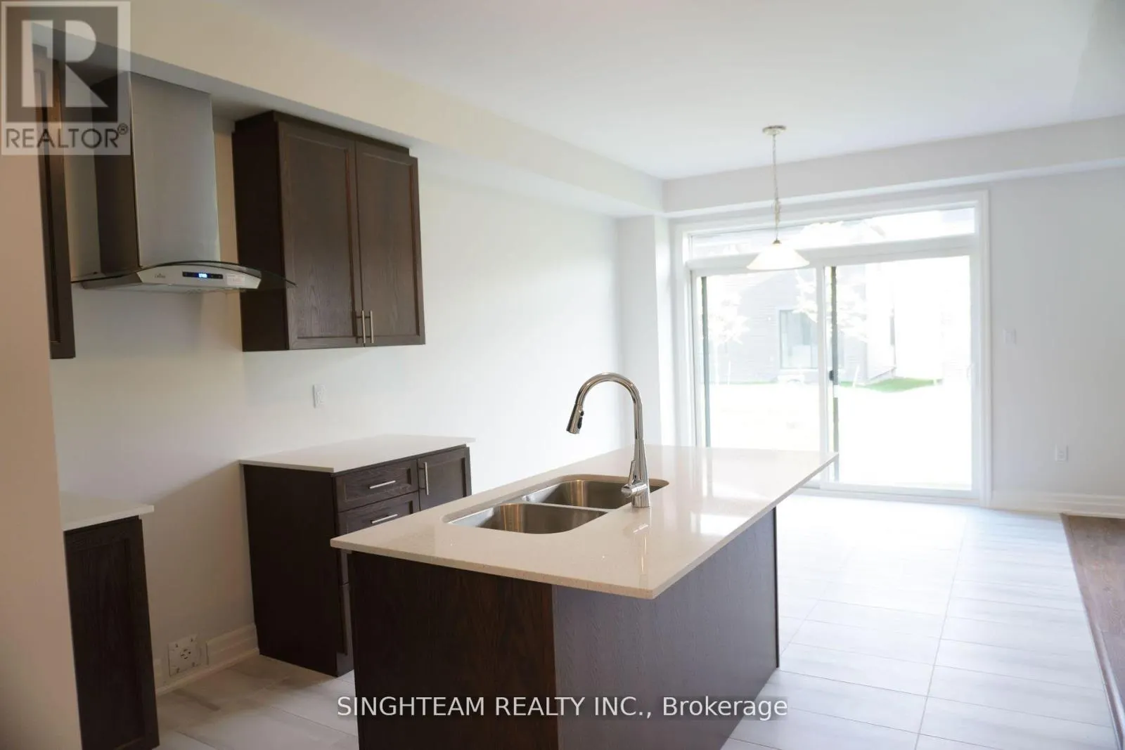 44 DEL RAY CRESCENT