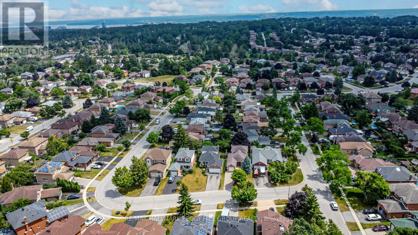 40 GRASETT CRESCENT