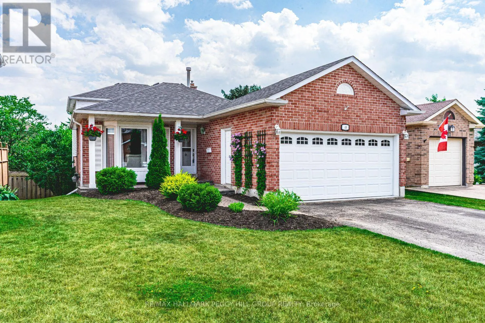 40 GRASETT CRESCENT