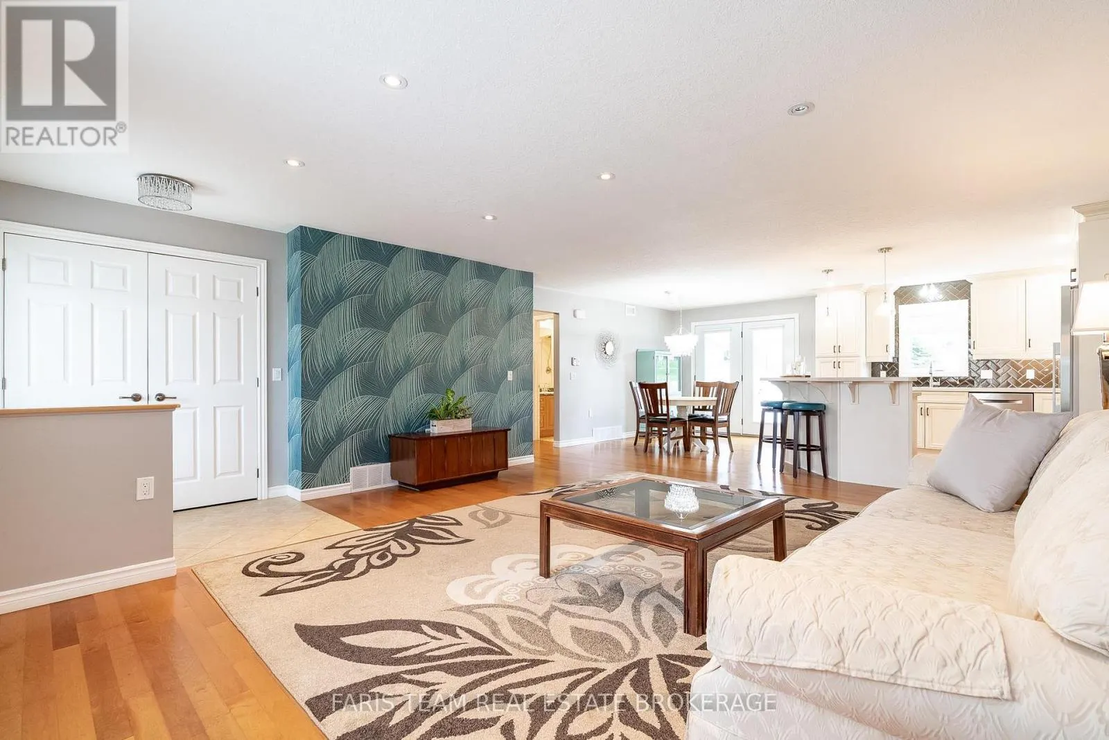 1 GIDLEY COURT