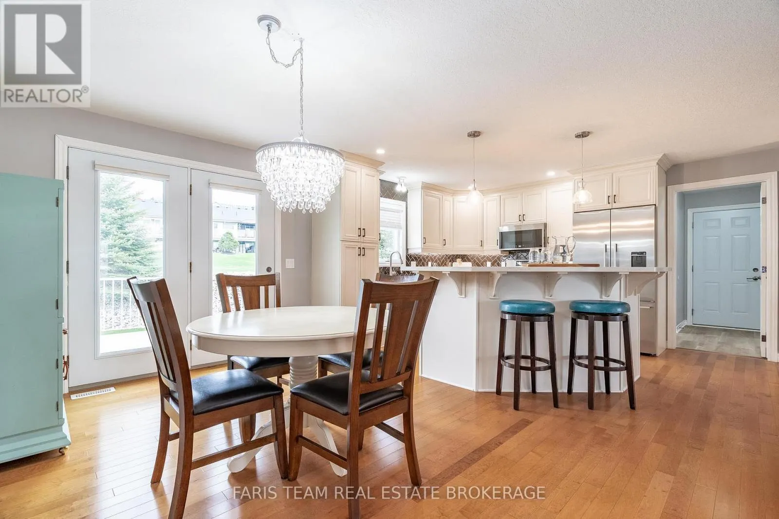 1 GIDLEY COURT