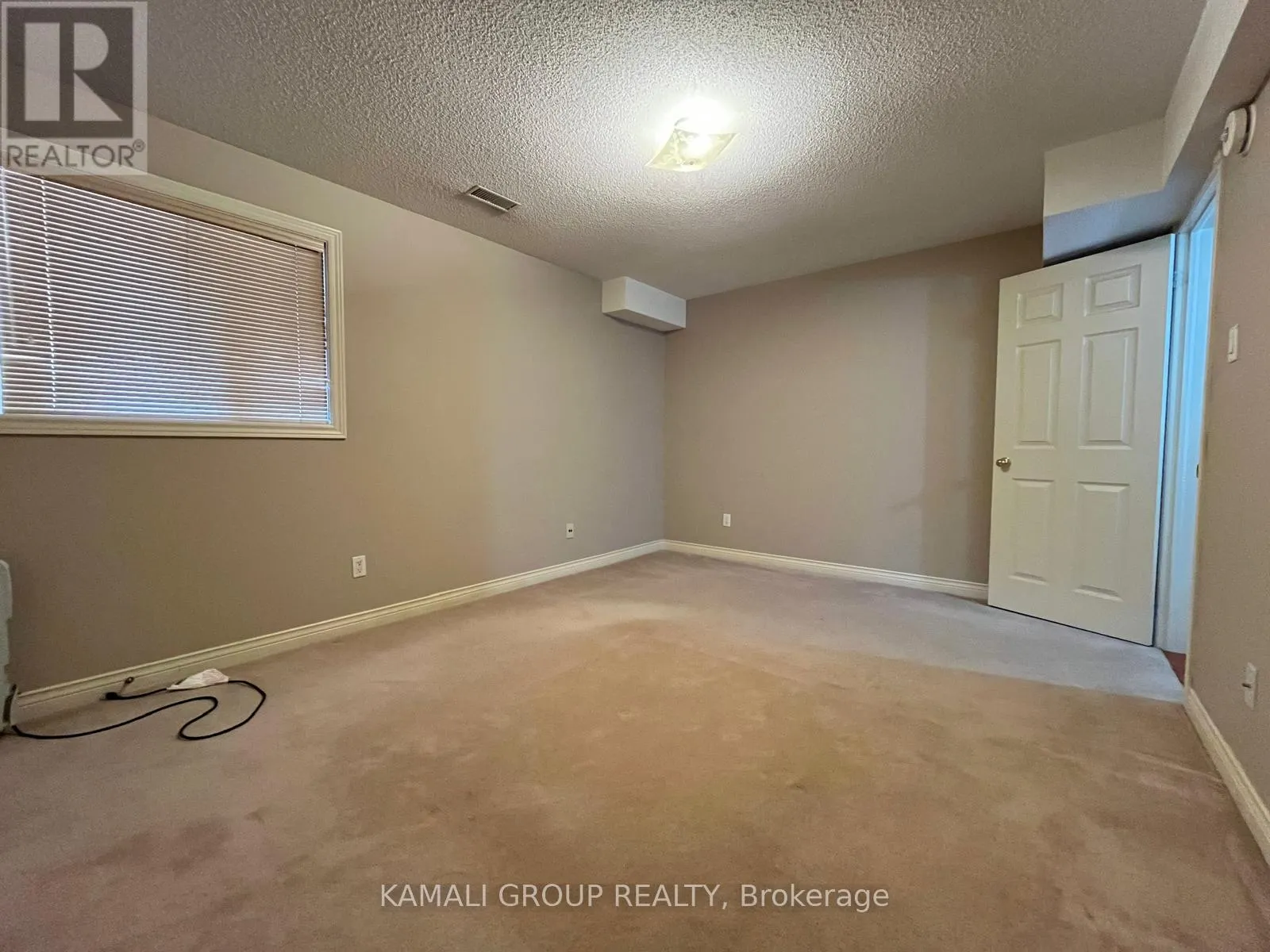 BSMT - 73 SILVER MAPLE CRESCENT
