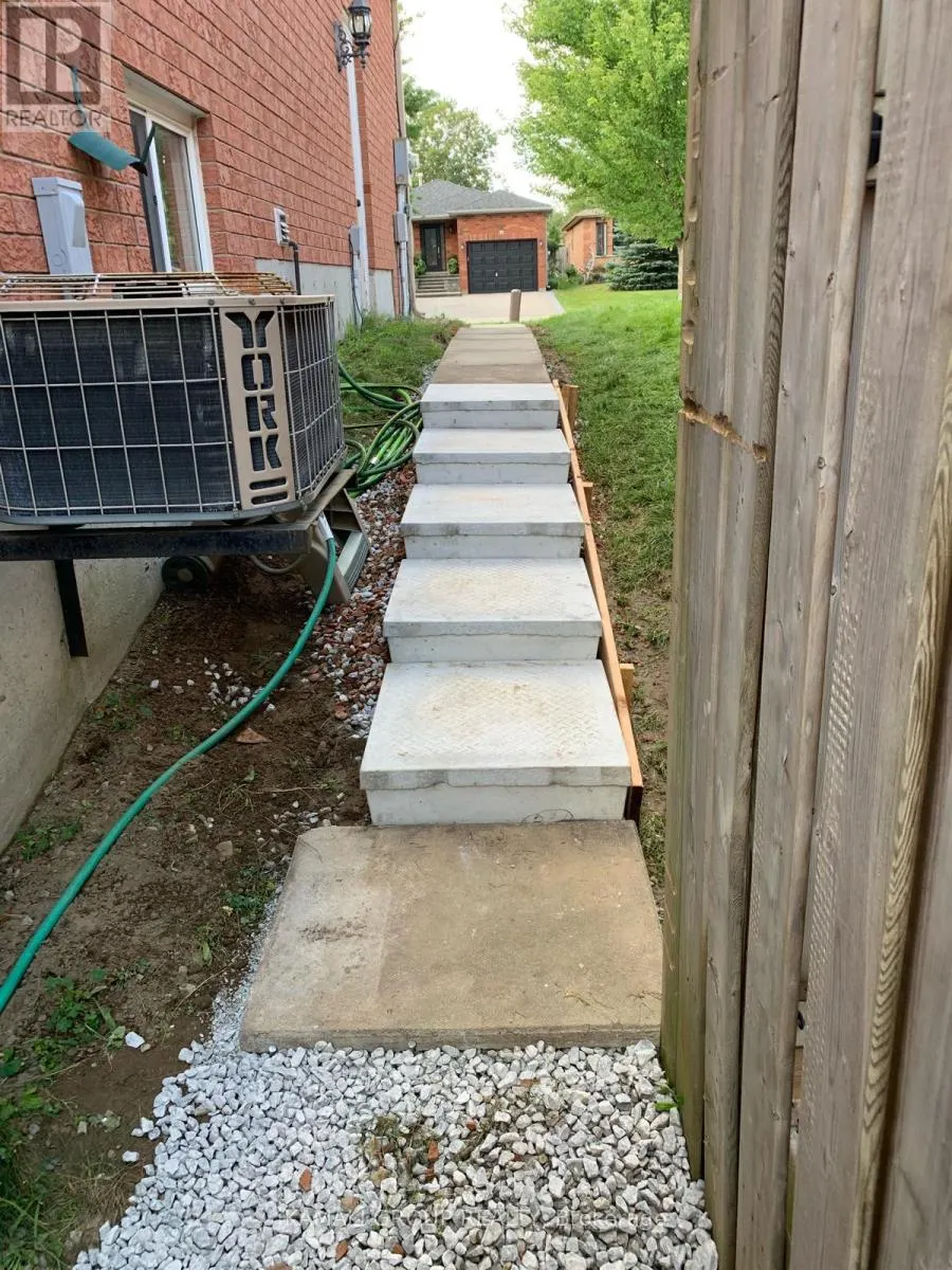 BSMT - 73 SILVER MAPLE CRESCENT