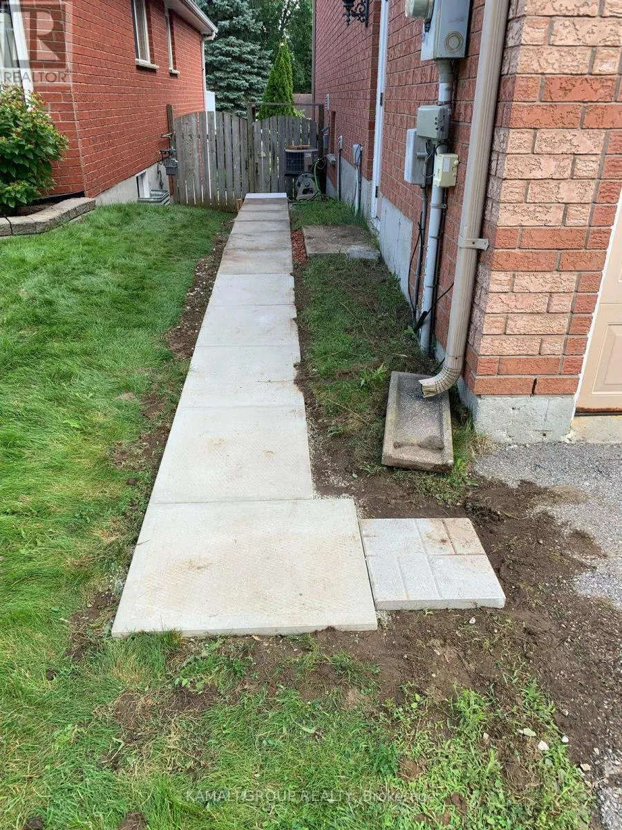 BSMT - 73 SILVER MAPLE CRESCENT