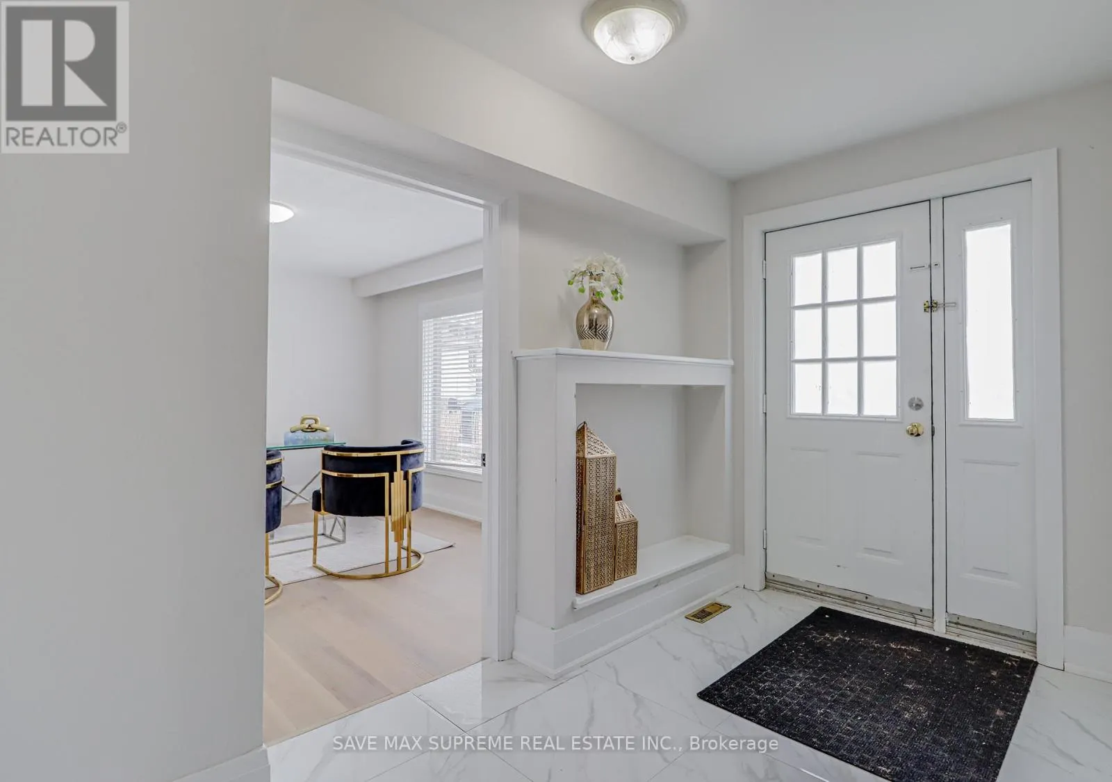 10 CURTISS COURT