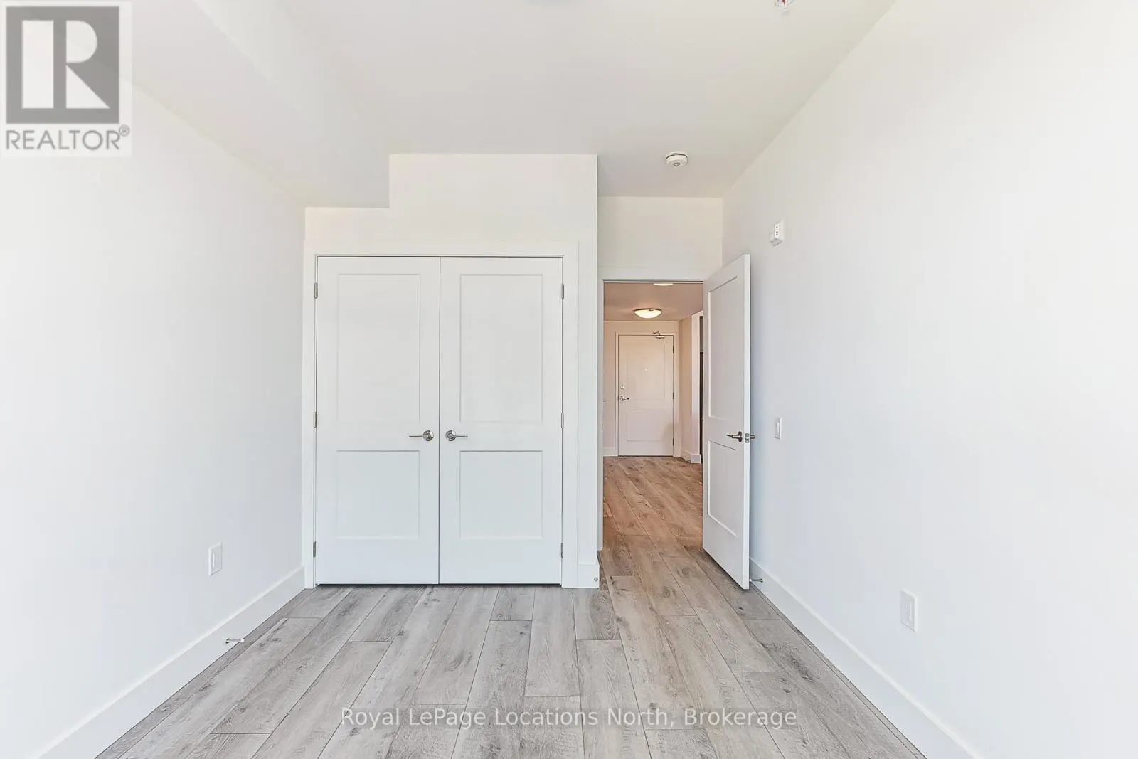 422 - 4 KIMBERLY LANE, #422