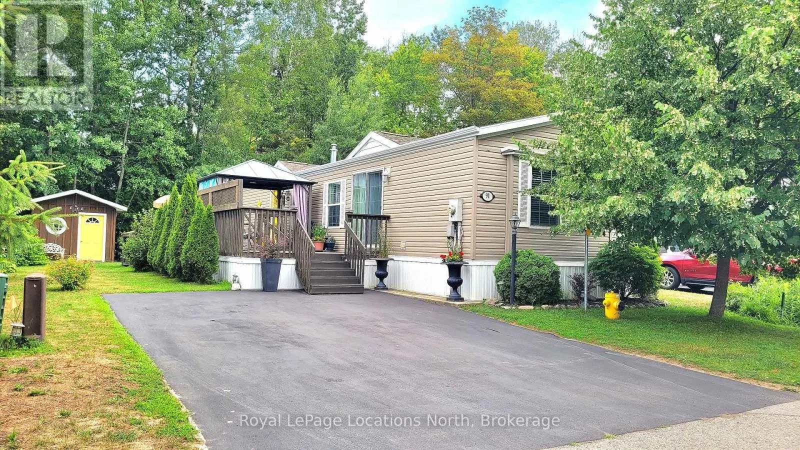 91 GEORGIAN GLEN DRIVE