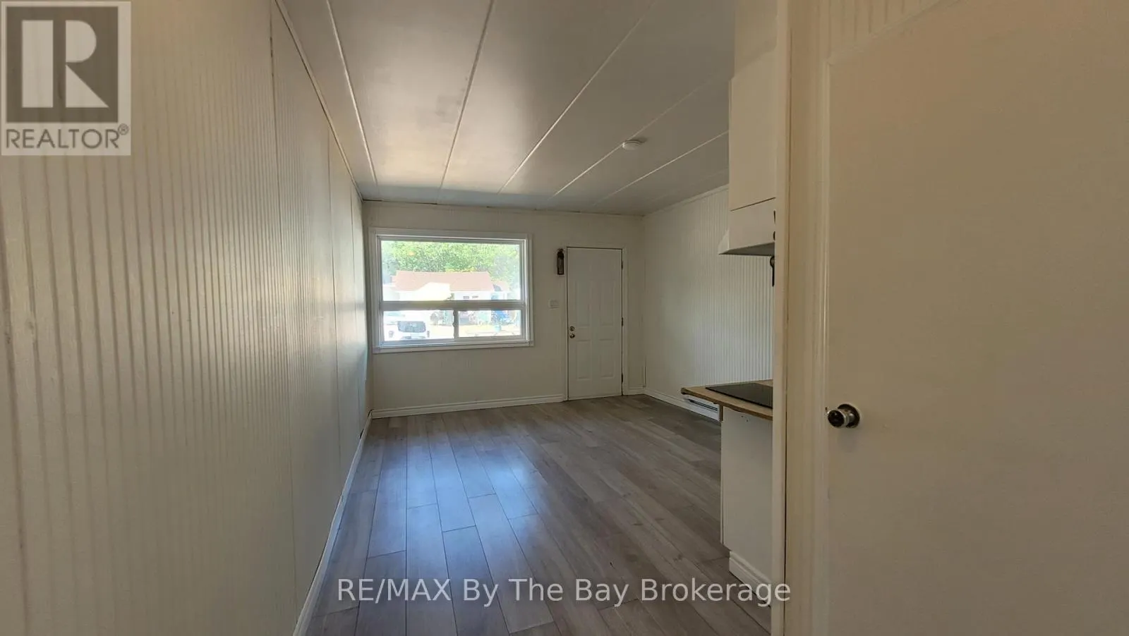 A07 - 280 RIVER ROAD E, #A07