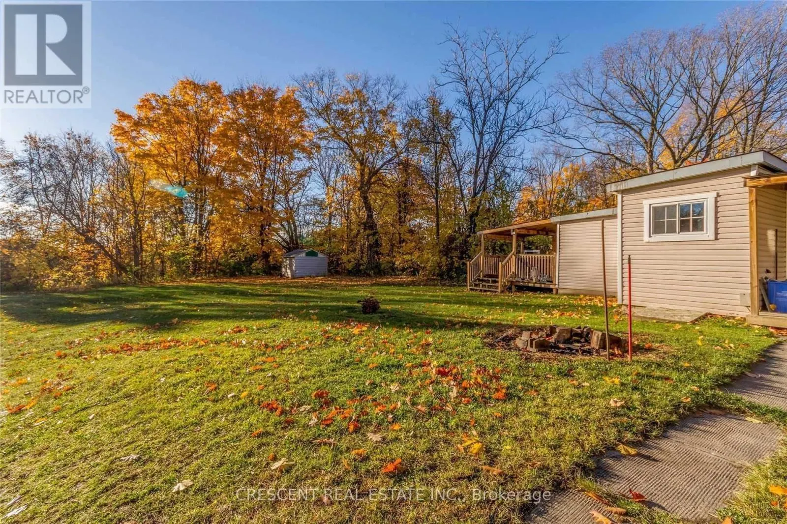 MAIN - 261 BARRIE ROAD