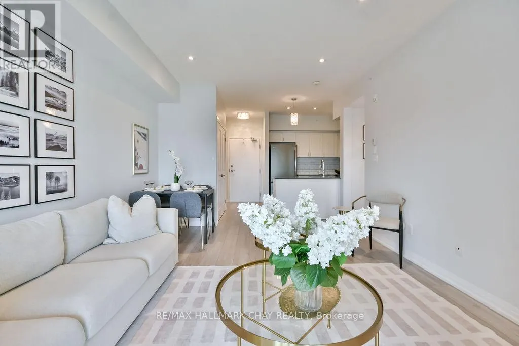 507 - 299 CUNDLES ROAD E