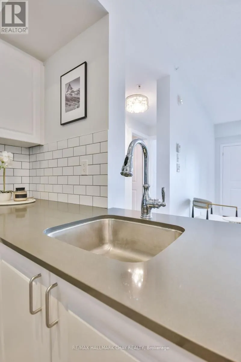 507 - 299 CUNDLES ROAD E