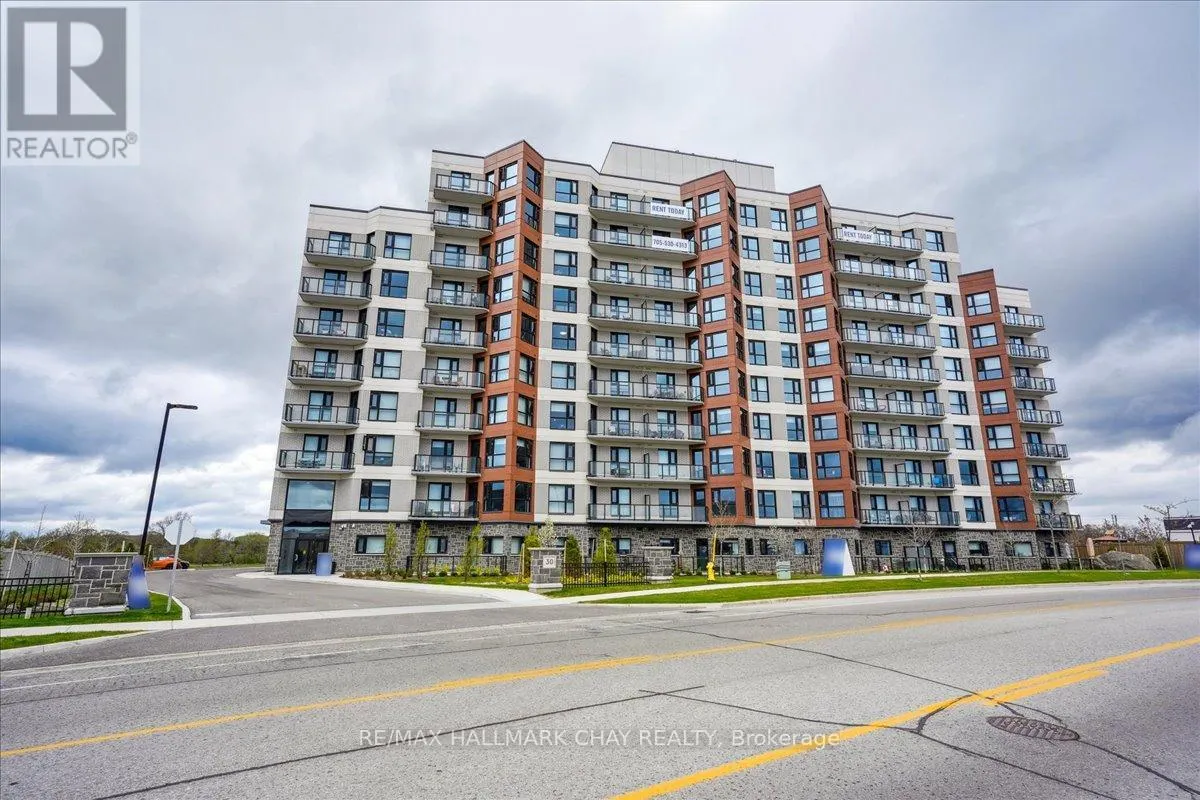 810 - 30 HANMER STREET W