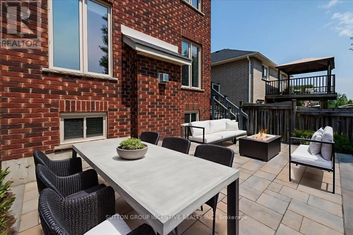 169 BIRKHALL PLACE