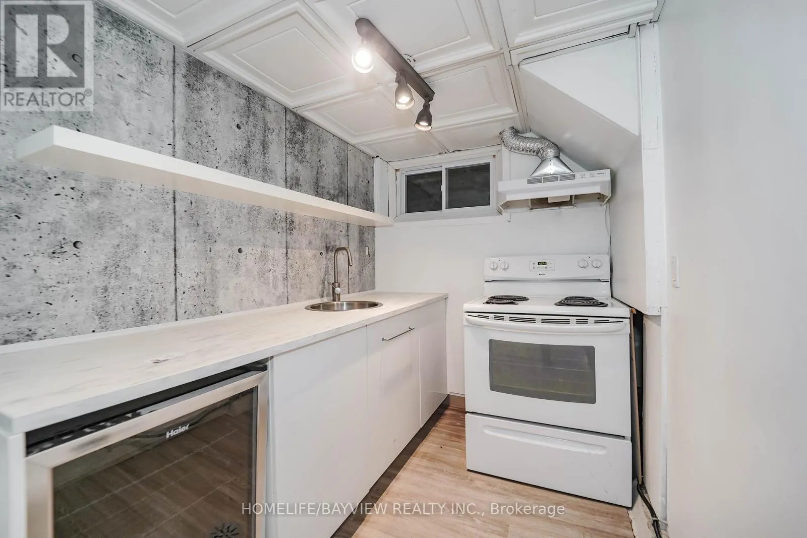 163 GUNN STREET