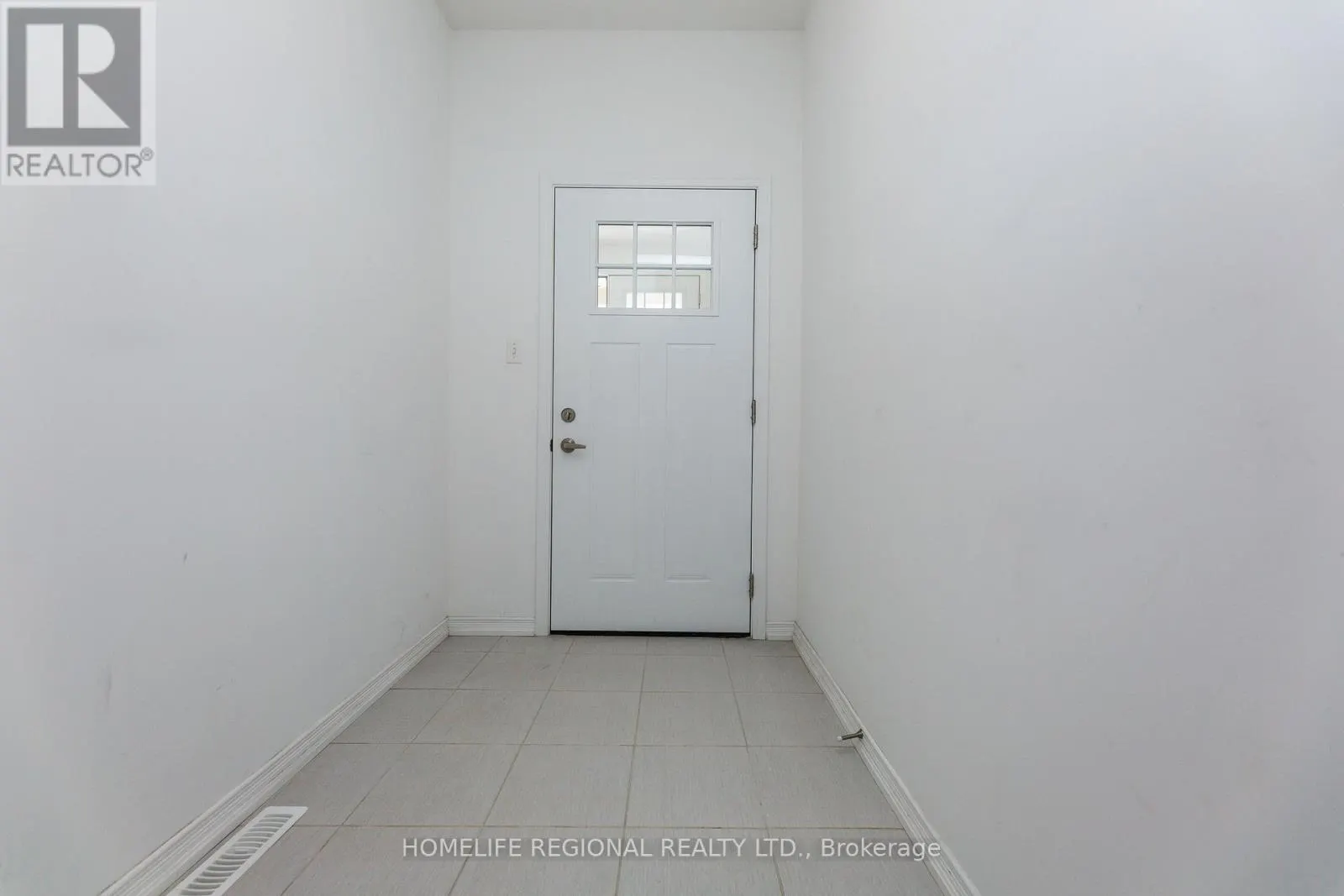 LOWER LEVEL - 80 PRINCE GEORGE CRESCENT