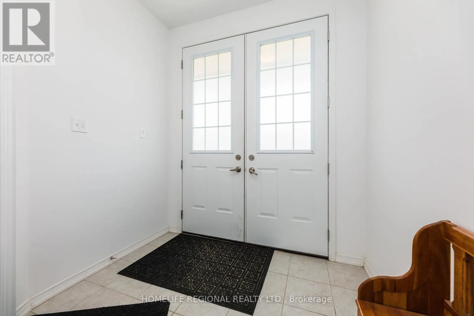 LOWER LEVEL - 80 PRINCE GEORGE CRESCENT