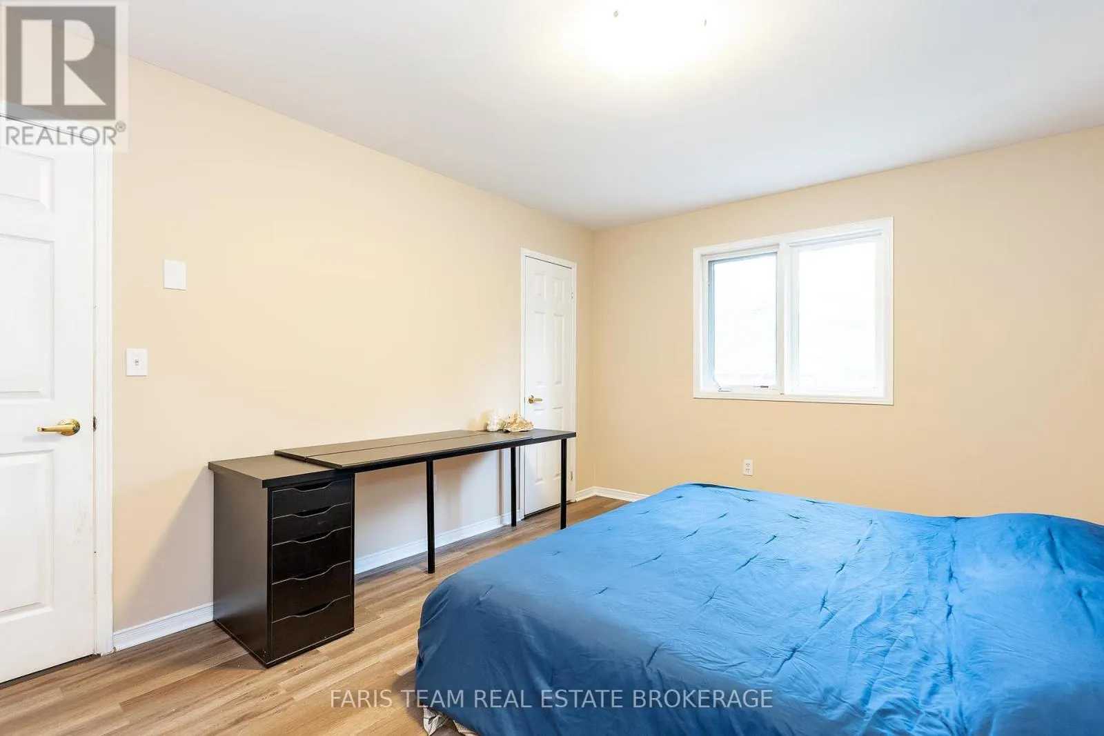 64 NADIA CRESCENT