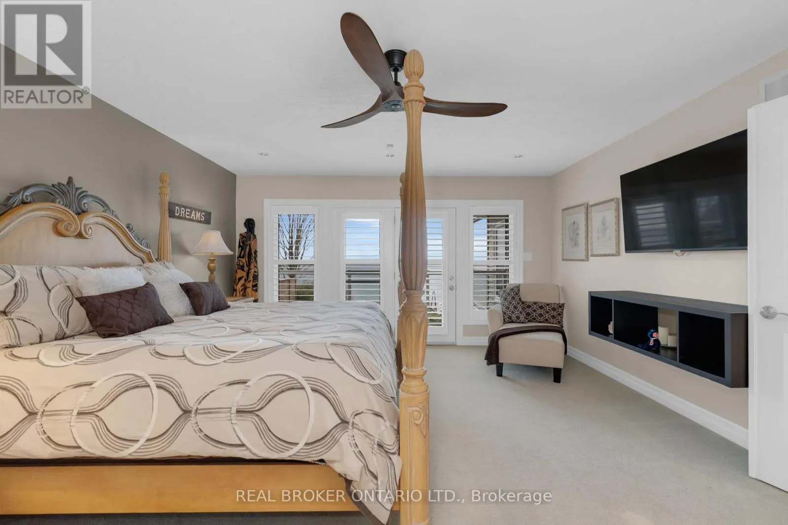 91 LAKESHORE ROAD W