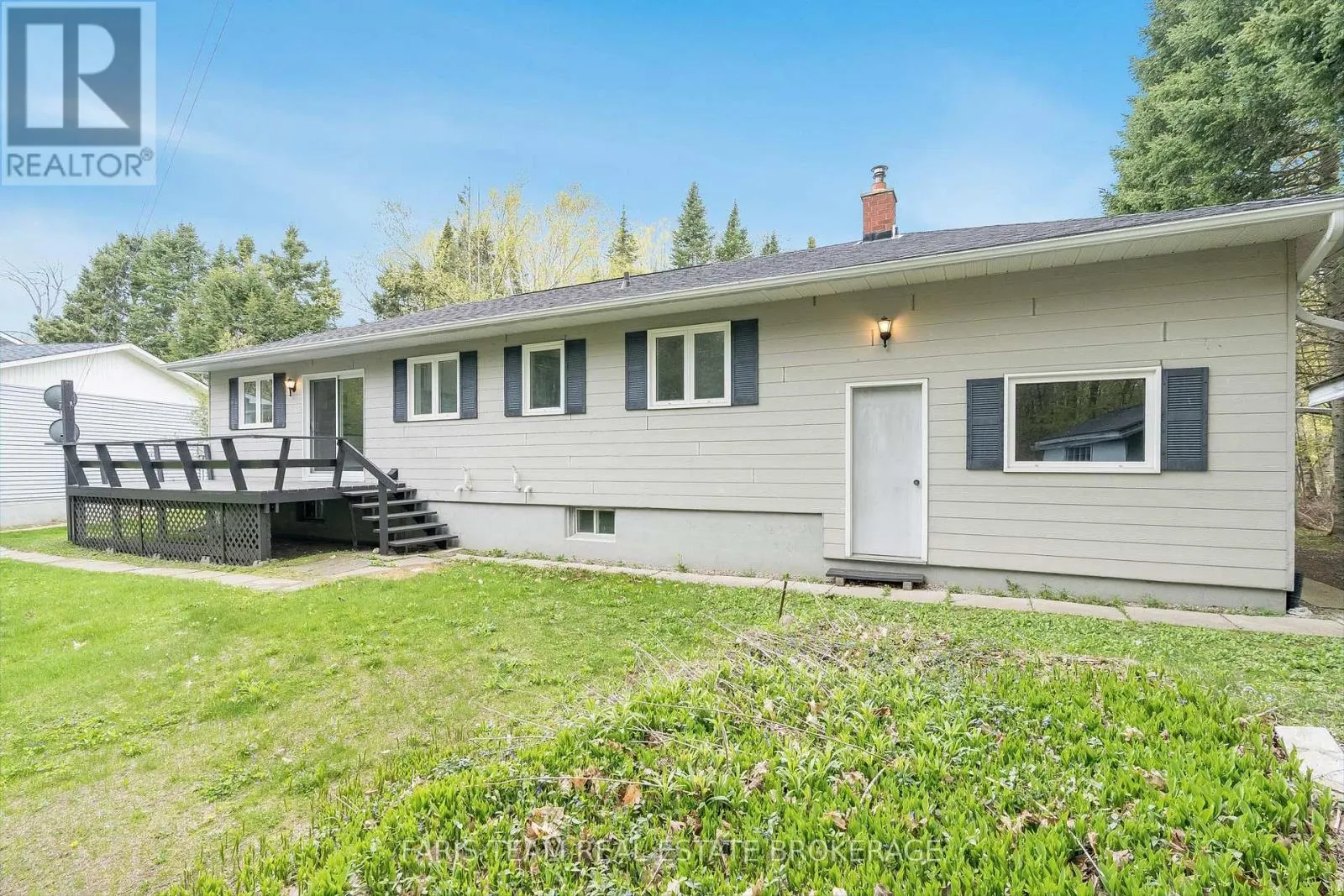 19 WAKUNDA CRESCENT