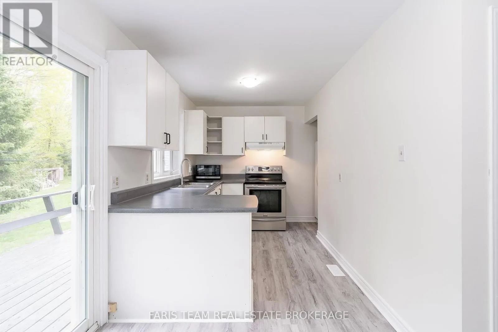19 WAKUNDA CRESCENT