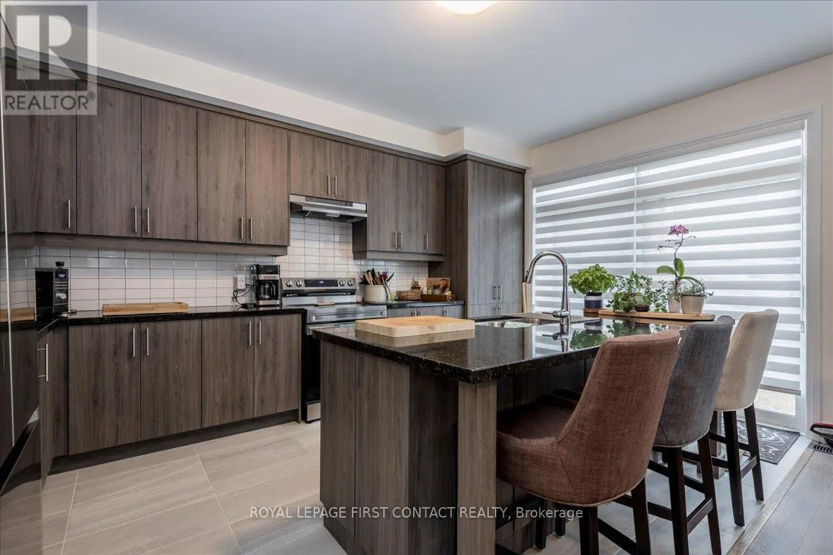 11 CALYPSO AVENUE