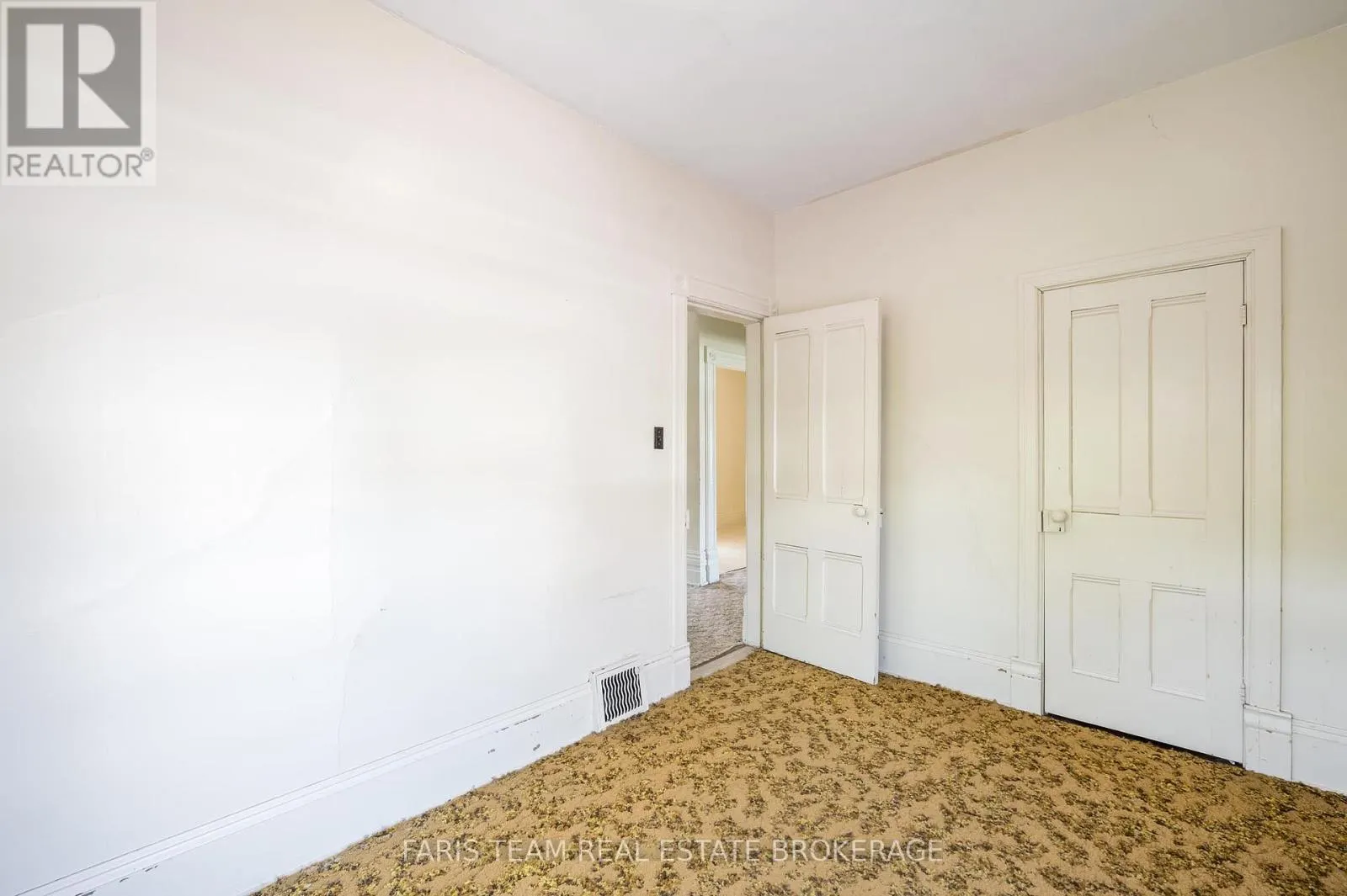 9 BORLAND STREET E