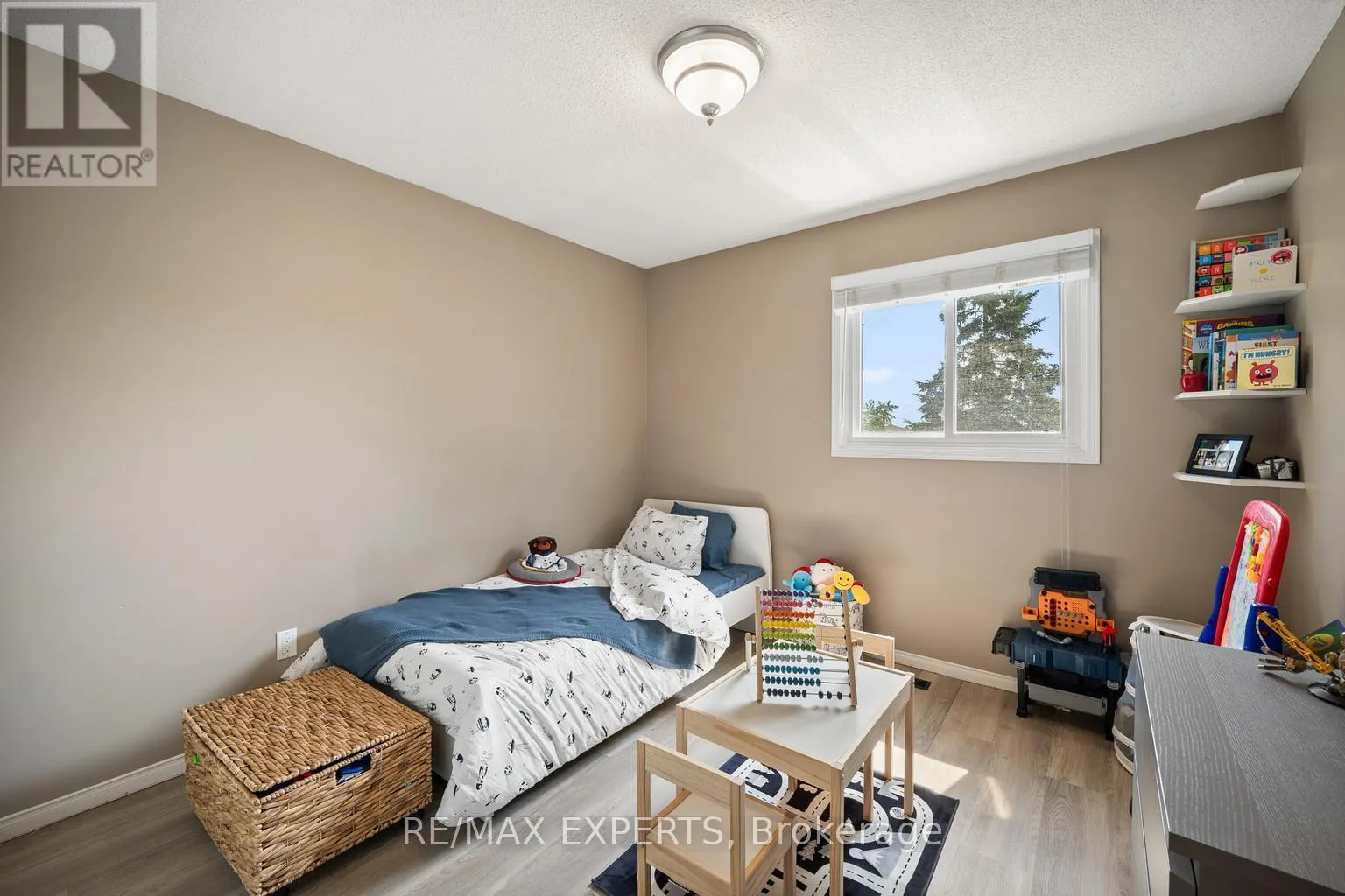 11 PENTON DRIVE