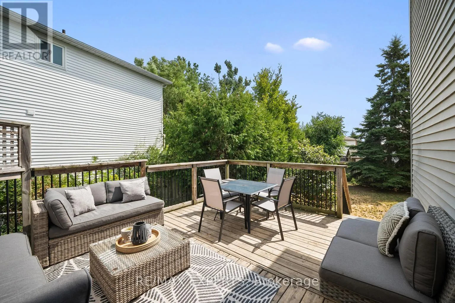 11 PENTON DRIVE